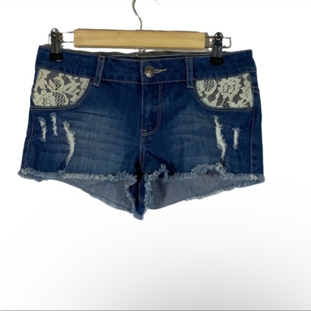 American‎ Style Iris Jeans Shorts Cutoff Lace Detail Distressed Frayed